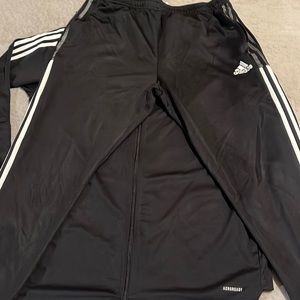 Men’s used adidas track suit